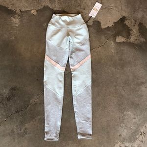 NWT alosoft high waist sheila legging colorblock